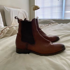 Brown Frye boots, size: 6